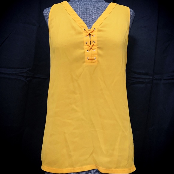 Sleeveless Gold V-Neck Semi Sheer Express Blouse - Picture 6 of 7